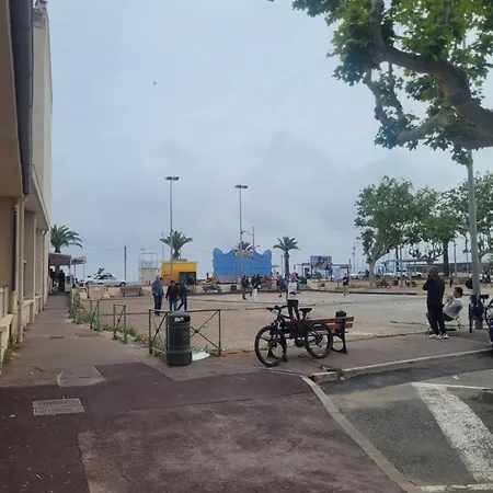 Bord De Fréjus